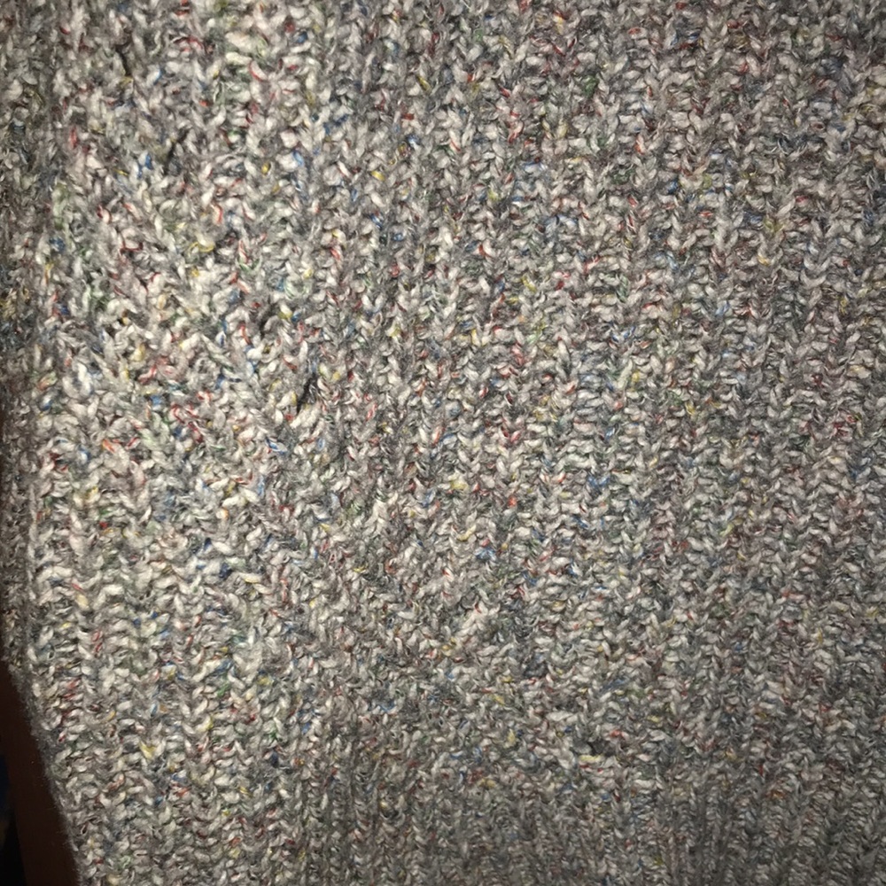 Universal Thread Sweater - Picture 6 of 10